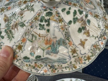 Rare service en porcelaine de KPM &agrave; d&eacute;cor famille verte de Canton, Chine et Allemagne, 19&egrave;me