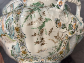 Rare service en porcelaine de KPM &agrave; d&eacute;cor famille verte de Canton, Chine et Allemagne, 19&egrave;me