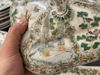 Rare service en porcelaine de KPM &agrave; d&eacute;cor famille verte de Canton, Chine et Allemagne, 19&egrave;me