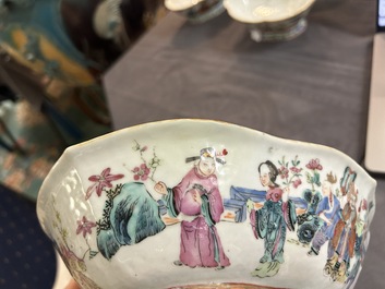 Three lobbed Chinese famille rose bowls, Yongzheng mark, 19th C.