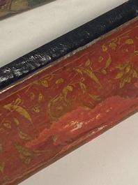 Een verzameling van acht gelakte papier-mach&eacute; pennendozen of qalamdans, Qajar, Perzi&euml;, 19e eeuw