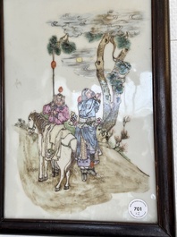 Deux plaques en porcelaine de Chine famille rose, R&eacute;publique