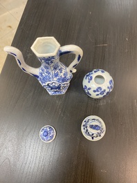 Collection vari&eacute;e de porcelaines de Chine et du Japon, 18&egrave;me