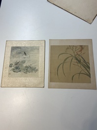 Chinese school: Five various works with landscapes and flowers, ink and colours on silk, signed Zizhou 子帚, 19/20th C.