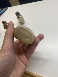 Neuf tabati&egrave;res en agate, Chine, 19/20&egrave;me