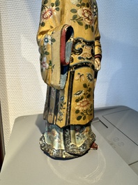 Paire de figures aux t&ecirc;tes amovibles en argile &agrave; d&eacute;coration polychrome, Chine, 18/19&egrave;me