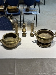 Two Chinese bronze censers, one with stand and three vases, Xuande mark, 19/20th C.