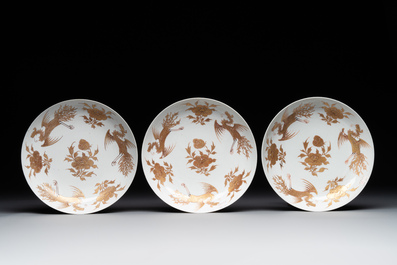Five Chinese gilt-decorated eggshell porcelain 'phoenix' plates, Yongzheng