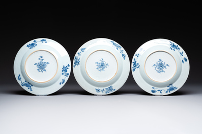 Six Chinese blue and white 'Xi Xiang Ji' plates, Qianlong