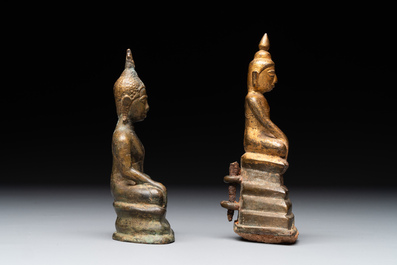 Four various Burmese bronze Buddhas, 15/17th C.
