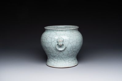 A Chinese ge-type vase with lion handles 18th C.