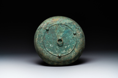 A Chinese archaic bronze tripod food vessel, 'ding 鼎', Eastern Han