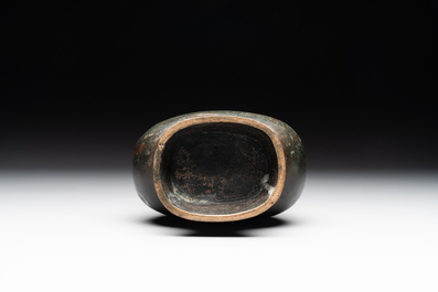 A Chinese silver-inlaid bronze arrow vase with Taotie design, 'touhu 投壺', Ming
