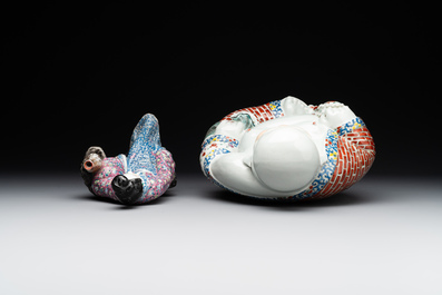 A Chinese famille rose lady and a Buddha, 19/20th C.