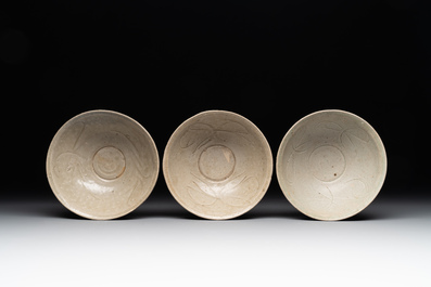 A collection of 20 Chinese monochrome wares, Song/Ming