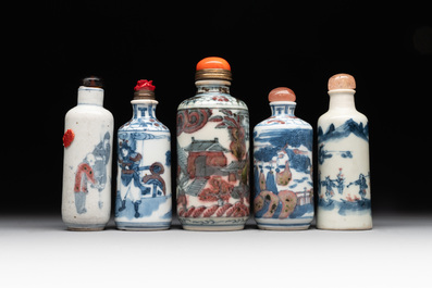 Five Chinese blue, white and copper-red snuff bottles, 19/20th C.