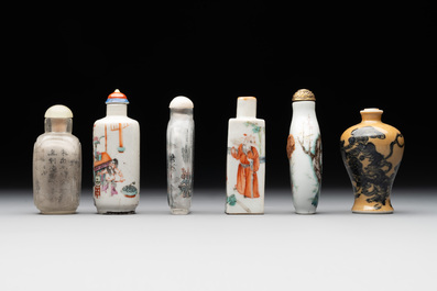 Six various Chinese porcelain and glass snuff bottles, 19th C.