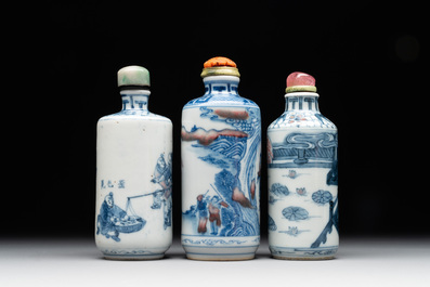 Three Chinese blue, white and copper-red snuff bottles, 19/20th C.