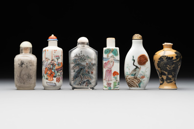 Six various Chinese porcelain and glass snuff bottles, 19th C.