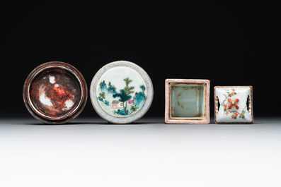 A Chinese famille rose covered seal paste box and a square famille verte covered censer, Qianlong mark, 19th C.