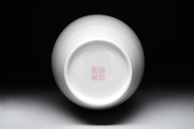 A Chinese eggshell polychrome 'fish' vase, Jing De Zhen Zhi 景德鎮製 mark, dated 1981