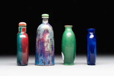 Nine monochrome Chinese porcelain and glass snuff bottles, 19/20th C.