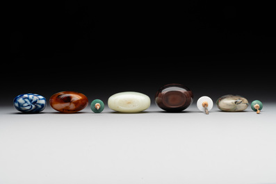 Five Chinese glass snuff bottles, 19/20th C.