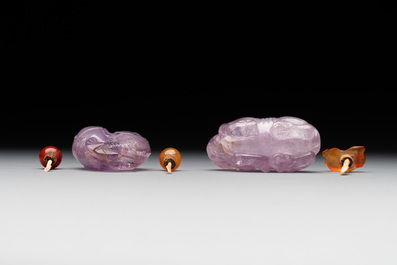 Five Chinese amethyst animal-form snuff bottles, 19/20th C.