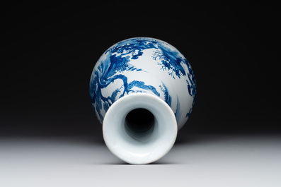 A blue and white French faience pear-shaped chinoiserie vase, Nevers, late 17th C.