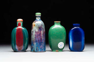 Nine monochrome Chinese porcelain and glass snuff bottles, 19/20th C.