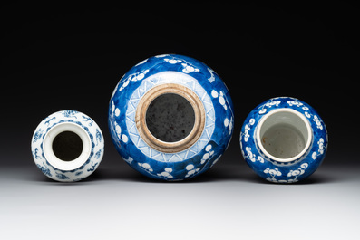 A Chinese blue and white 'dragon' vase, one jar mounted as lamp, two jars and a plate, Chenghua mark, 19th C.