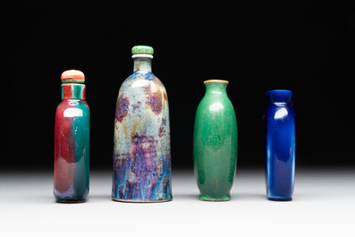 Nine monochrome Chinese porcelain and glass snuff bottles, 19/20th C.