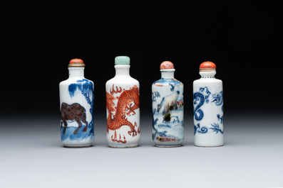 Seven various Chinese porcelain snuff bottles, Yongzheng and Qianlong mark, 19/20th C.