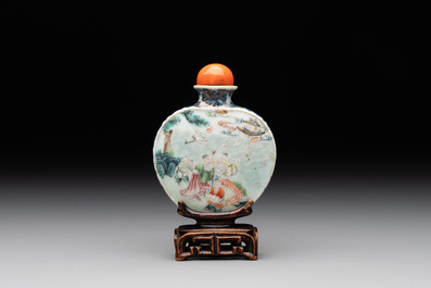 A Chinese famille rose 'Sanxing' snuff bottle, Qianlong mark and of the period