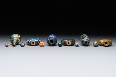 Six Chinese cloisonn&eacute; snuff bottles, Qianlong mark, 19/20th C.