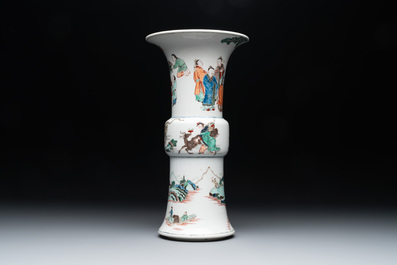 A Chinese famille verte 'gu' vase with narrative design, 19th C.