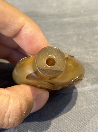 Five fine Chinese agate snuff bottles, Qing