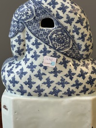 An exceptional Chinese blue and white porcelain figure of Guanyin, Wanli