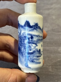 Four Chinese blue, white and copper-red snuff bottles and a blue and white snuff bottle, 19/20th C.