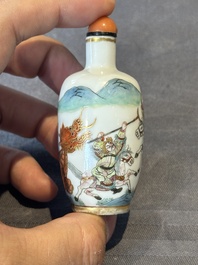 A pair of fine Chinese famille rose 'dragon boat' snuff bottles, 19th C.