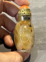 Five fine Chinese agate snuff bottles, Qing
