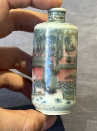 Four Chinese blue, white and copper-red snuff bottles and a blue and white snuff bottle, 19/20th C.