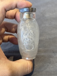 Six Chinese rock crystal and agate snuff bottles, 19/20th C.
