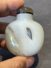 Six Chinese rock crystal and agate snuff bottles, 19/20th C.