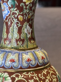 A Chinese Beijing enamel vase with floral design, 19/20th C.