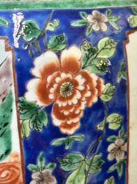 A Chinese famille verte vase with warriors on horseback, 19th C.