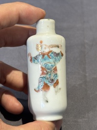 A Chinese famille rose 'Wu Shuang Pu' snuff bottle, 19th C.