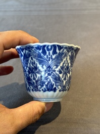 Five fine Chinese blue and white cups and saucers, 19th C.