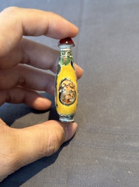 Seven various Chinese snuff bottles, Qianlong mark, 19/20th C.