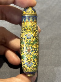 Six Chinese cloisonn&eacute; snuff bottles, Qianlong mark, 19/20th C.